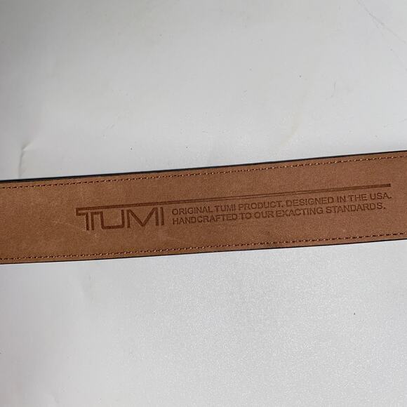 TUMI Brown Genuine Leather Gold-Tone Hardware Belt Men's Size 38 95 15314 - Picture 5 of 7
